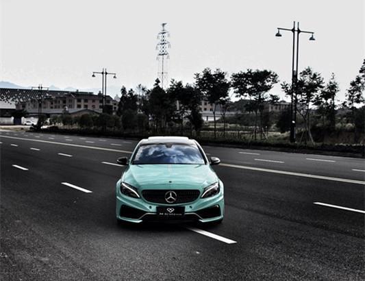 夏日中的一抹清凉，蒂芙尼蓝奔驰C200进化之旅