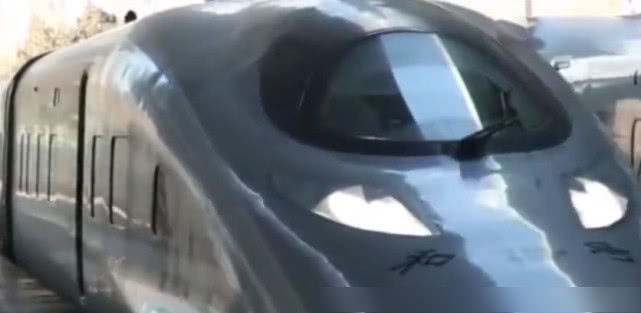 中国春运已经影响全球,外国网友:中国人春运