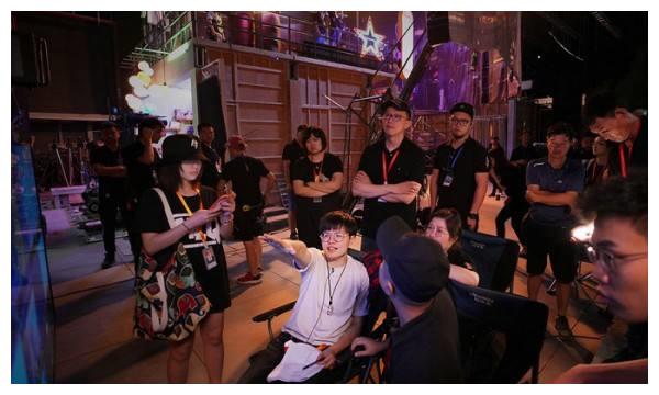 综艺节目《幻乐之城》收视率不断下滑,槽点不