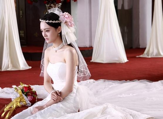 赵丽颖美丽婚纱照图片_赵丽颖婚纱照