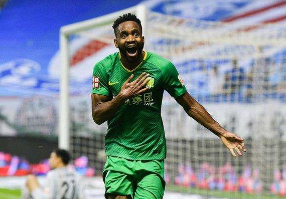 北京国安5:2大胜大连一方继续领跑积分榜