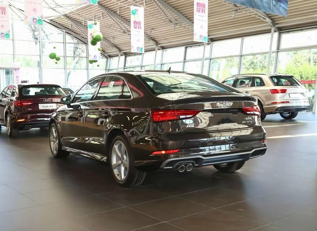 奥迪不给途观L留活路！新车19万起，油耗6.3加速9.2，GLA都眼红