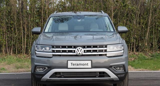 上市十天订单过万, V6配四驱, 比Q7大一圈, 加价三万卖疯了!