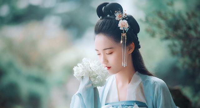 古装美女倾国倾城惊艳好看的古风女子头像 古风高清壁纸图片