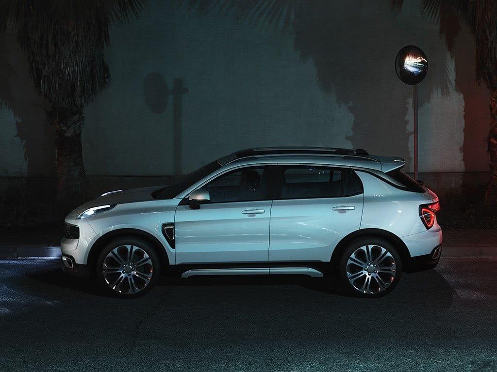 买昂科威后悔了！国产豪华SUV，油耗仅6.5，仅17万起够良心！