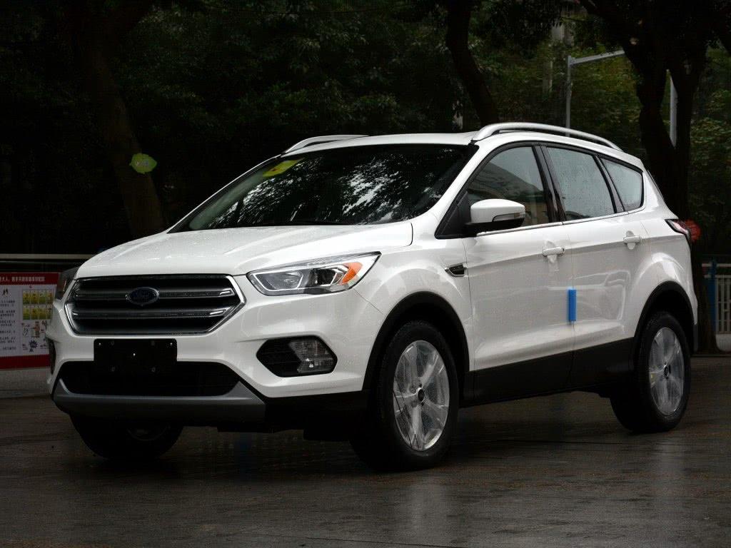 福特决心扳倒荣放！配6AT操控吊打CRV，新车跌到11万起！