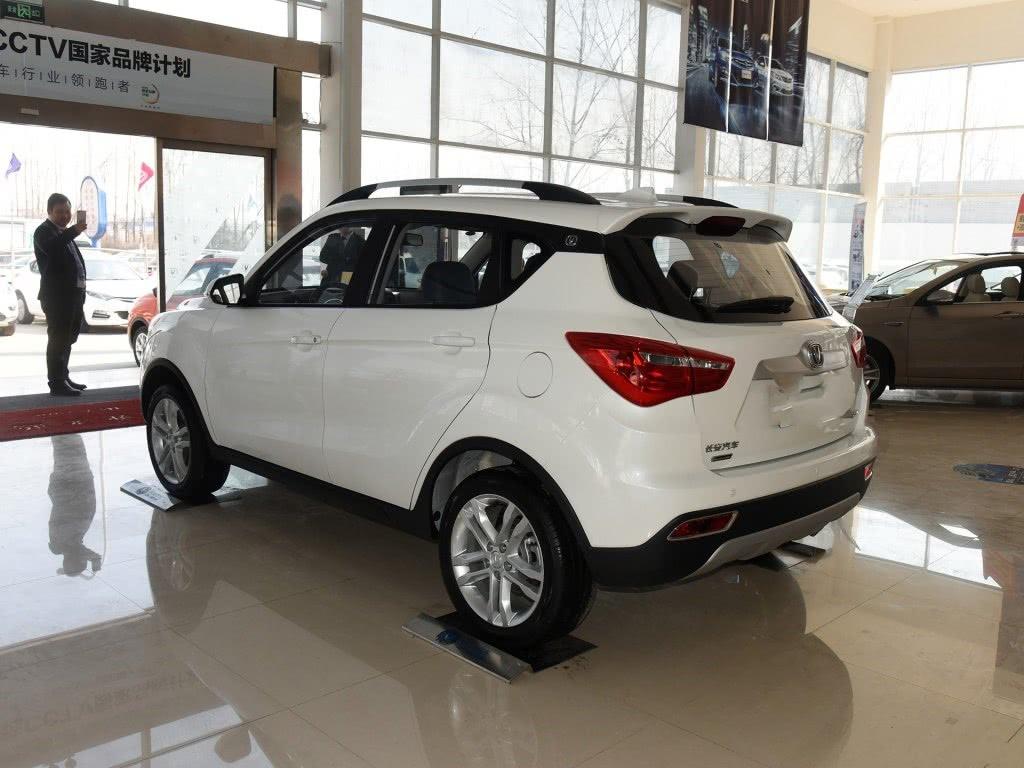 长安厉害了！小排量不熄火，外观大气Q3都要哭了，6万起够良心