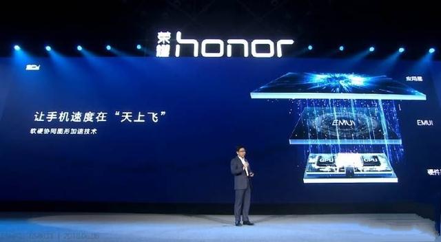 新浪转发:华为手机吓人的技术,三星2年前也有