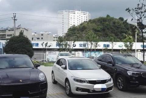 神车媲美保时捷，品质堪比丰田，安全不输沃尔沃，12万跌到8万