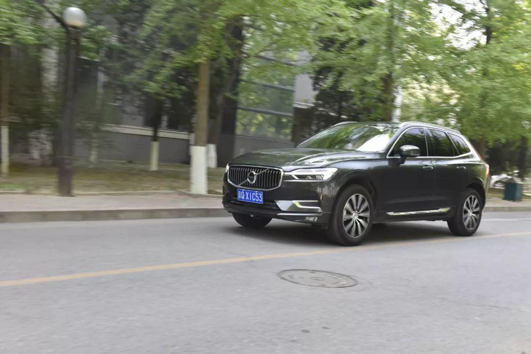 [试驾]西装遮不住马甲线 沃尔沃XC60