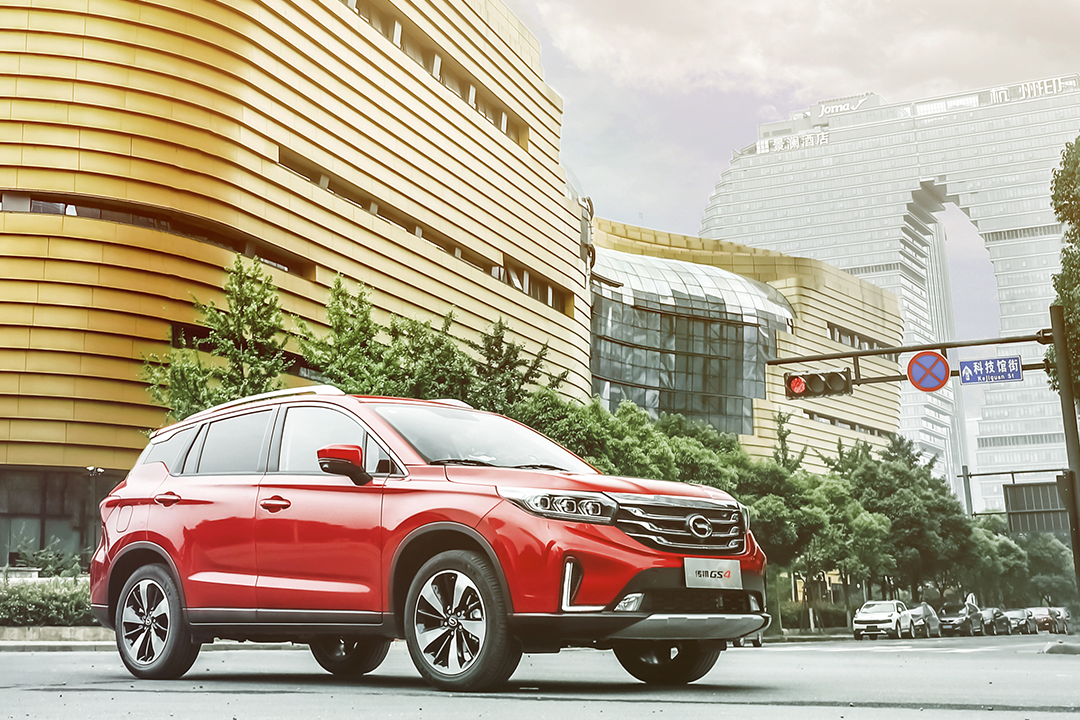 10万级爆款SUV新款上市，更帅了还全系降了10000元