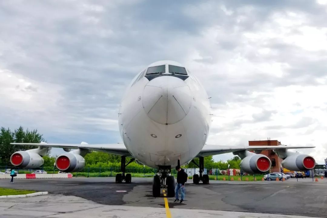 俄罗斯第二大航空公司乘机体验:战斗民族的绿
