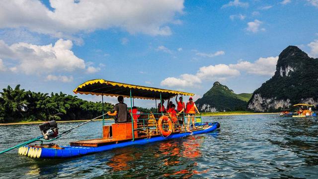 行业分析,每个跟团的人,旅行社到底能从其身上