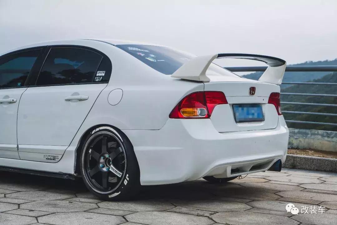 拥有一辆本田就拥有一颗狂野的心, 深圳八代思域改装案例!