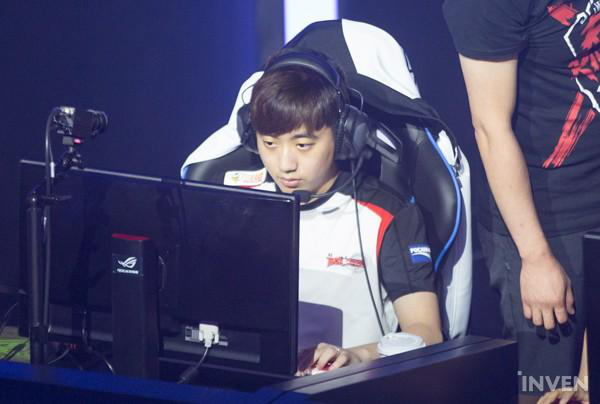 回顾韩国网友洲际赛言论:Rookie已经是中国人