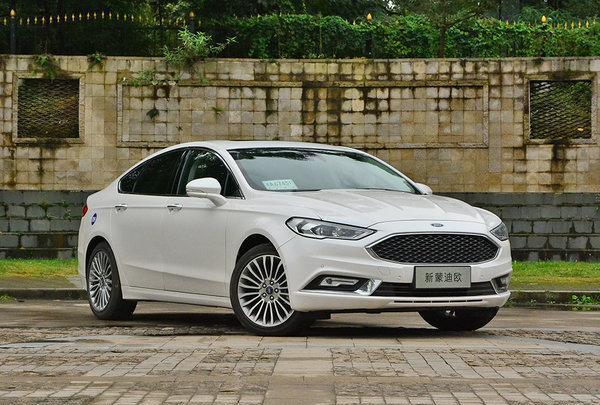福特蒙迪欧旗舰车型亮点十足 价格17.98万起