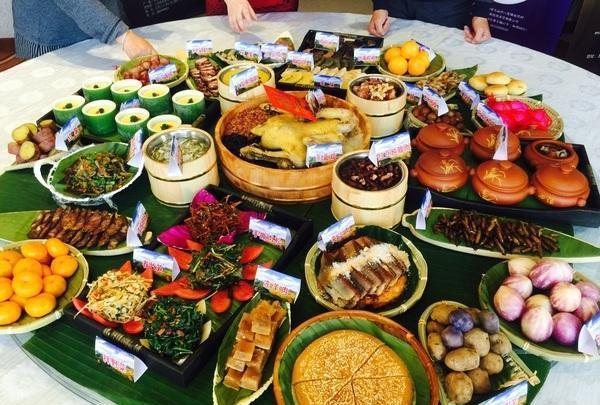 尝尝云南文山壮族苗族自治州失传多年的商场美食城美食v多年图片