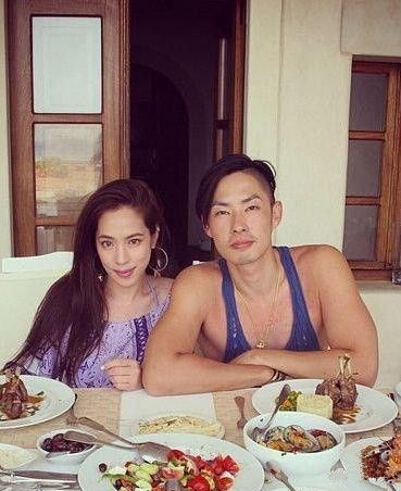 吴建豪离婚,网友曝出妻子石贞善常出入夜店,穿着暴露私生活混乱