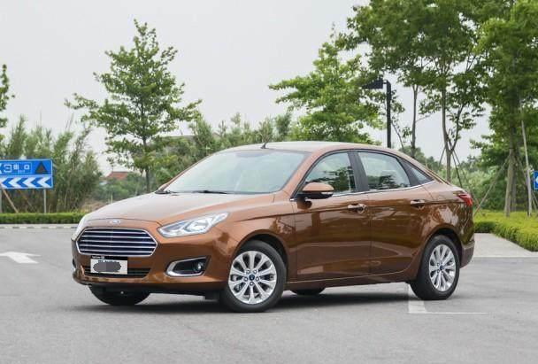 10万代步优选的实惠型！福睿斯销量确实不错，可惜唯独油耗是问题