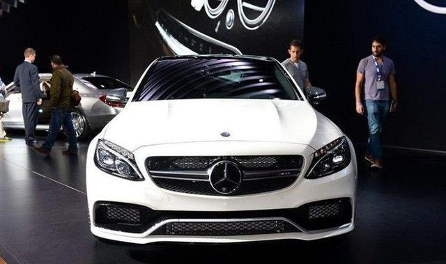 低调怪兽大对决 M4 VS C63s