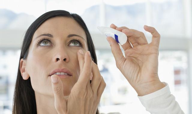 葆喻滴眼液的保湿性如何？