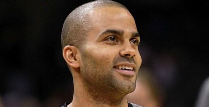 NBA现役球员常规赛总出场次数排名:詹皇、帕