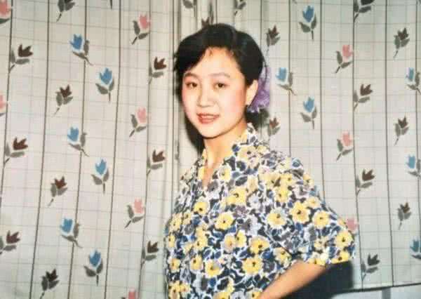 杨紫一家人都跟演戏有缘,爸爸有演员梦,妈妈曾