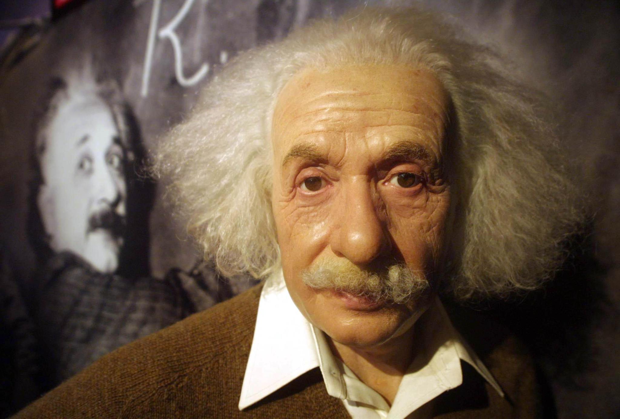 爱因斯坦最伟大的发明是什么-知识大全_通历史网