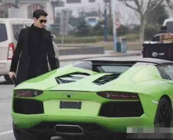 盘点郑爽3位男友的豪车第一位300万的兰博基