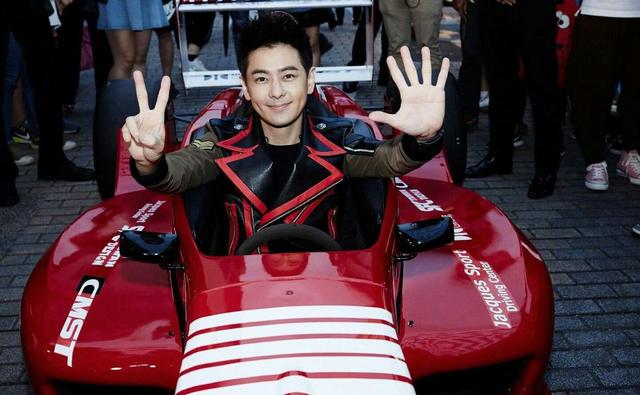 林志颖带kimi开卡丁车,黑米葛格超兴奋,家里客