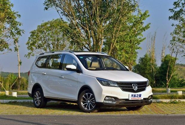 宝骏730的超大空间，七座，皮质座椅，品质高的去喽