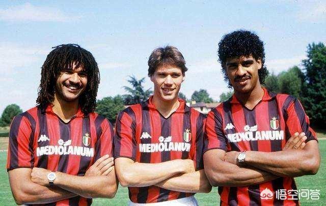 曾经盛极一时的AC米兰是怎么没落的?
