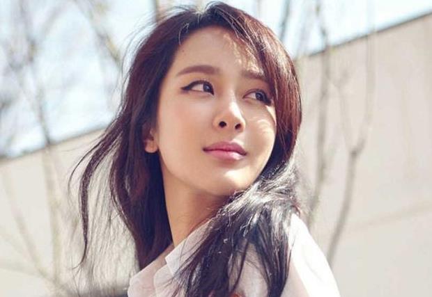 邓伦和她的又一新剧豆瓣评分远超《一千零一夜