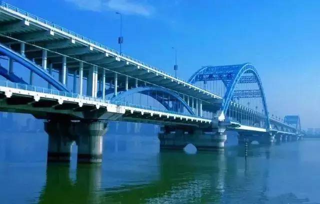 中国最有名的2座大桥均出自茅以升之手