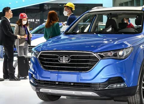 8万元买自动挡，这四款SUV轴距长配置多，就问你比得上飞度吗