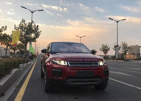 汉兰达的价格奔驰GLC的享受，这车直降8万仅30万，配2.0T加9AT