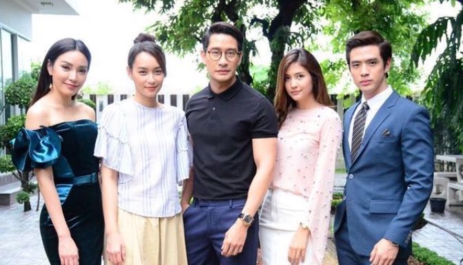Pong、Bee时隔九年再组CP，Nadech和Yaya才是真情侣
