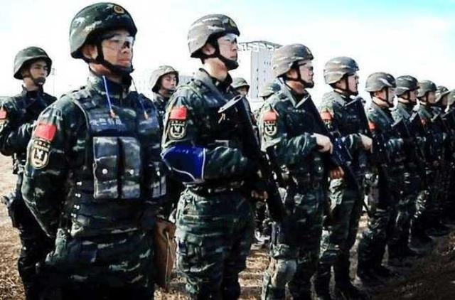 特种兵一天要完成多少训练项目? 普通人看看都