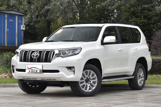 非承载式车身，造型硬朗，3.5L+V6配四驱，被称为最保值的SUV