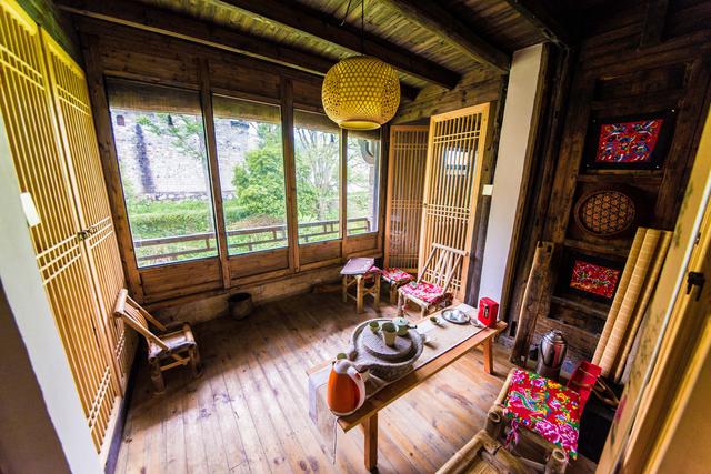 皖南这座古村的民宿有些没有名字,房间也不上锁,你想住吗?