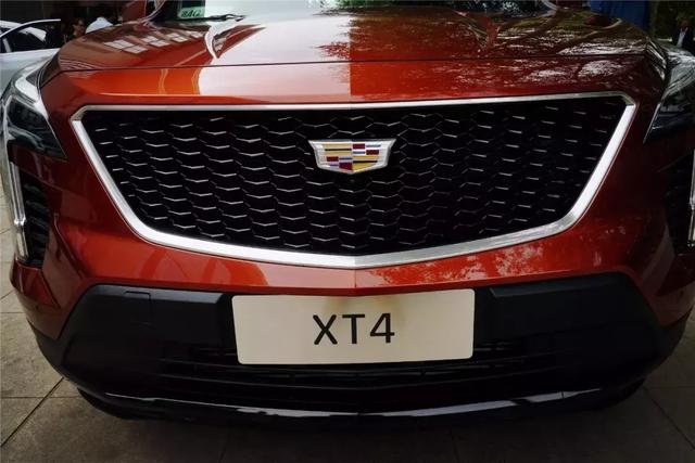 豪华中小型SUV,比宝马X1好看N倍,2.0T+9AT,2779mm的轴距
