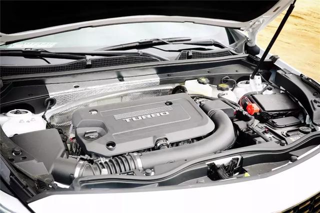 豪华中小型SUV,比宝马X1好看N倍,2.0T+9AT,2779mm的轴距