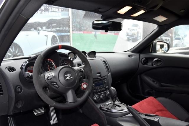 平民版“战神GT-R”,一脚油门可踩到7000转,堪称街头漂移神器