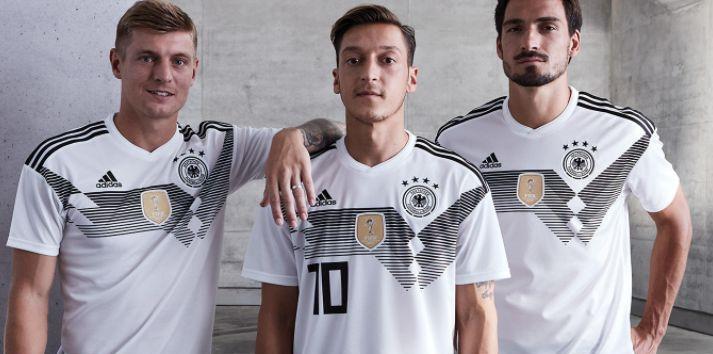 你觉得世界杯哪一款球衣最好看?