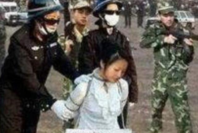 中国最美女犯人,判处死刑时才20岁,临刑前说了一句话令人同情