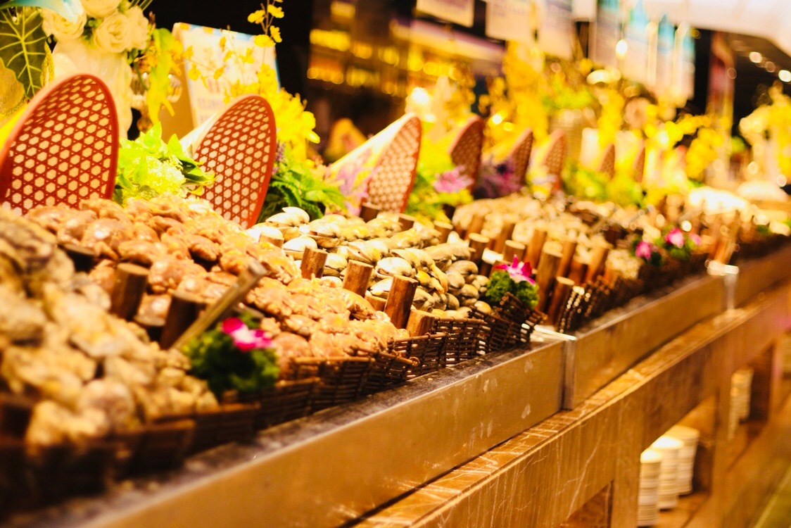 西安性价比超级高的海鲜自助餐厅“和谐号海鲜烤肉火锅自助”