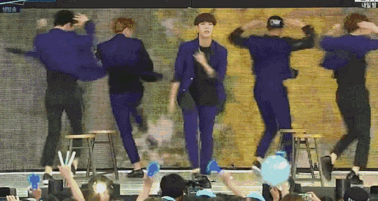 540_288gif 动态图 动图