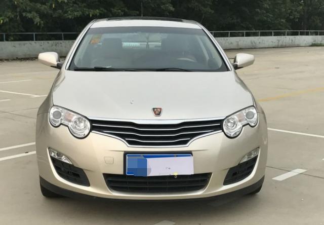 花4万4买辆荣威550上下班,车主坦言:每天接送女友幸福满满!
