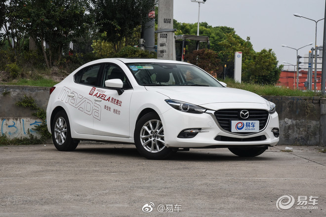 刚毕业实习的大专生，预算17W不考虑B级车和SUV ，在1.5T福克斯、2