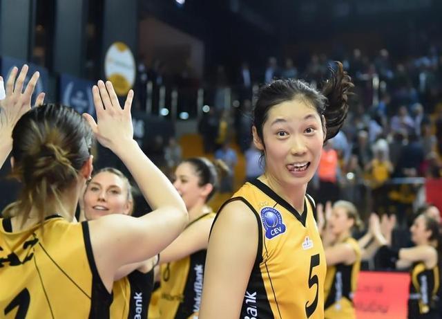 1200万!朱婷身价暴涨遭俱乐部疯抢,教练:百年一遇!